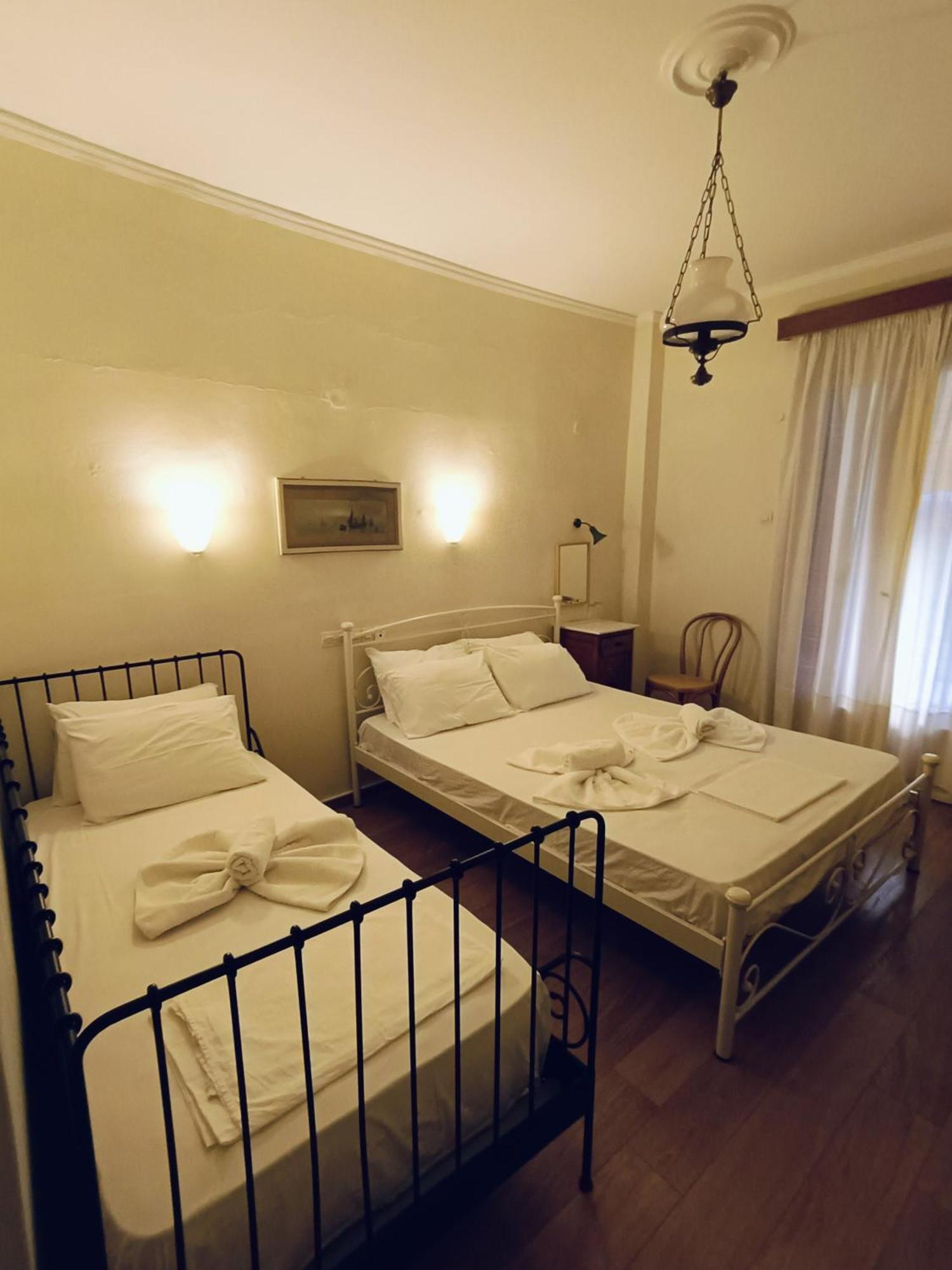 Anesis Hotel Loutra Edipsou  Bagian luar foto