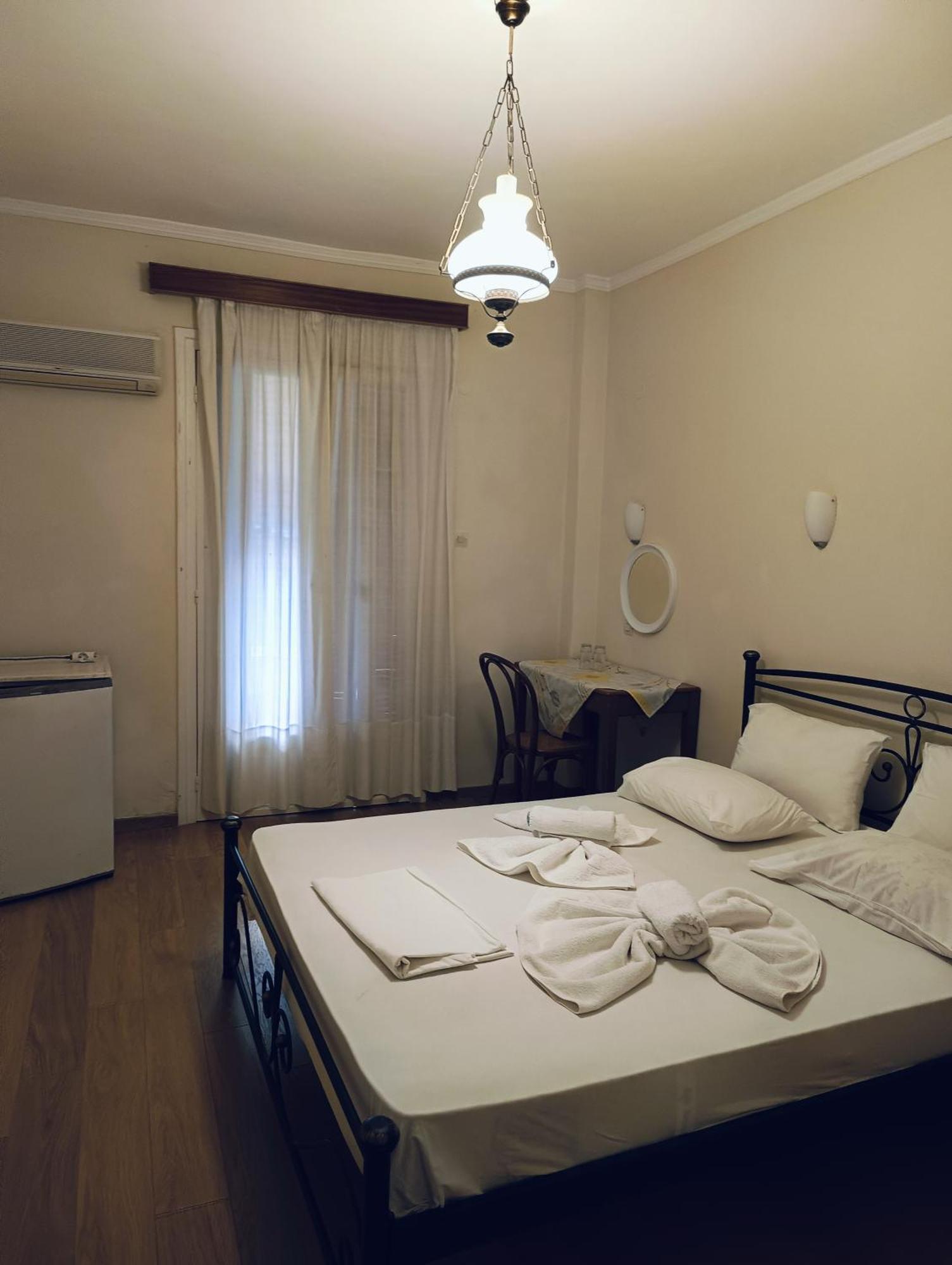 Anesis Hotel Loutra Edipsou  Bagian luar foto