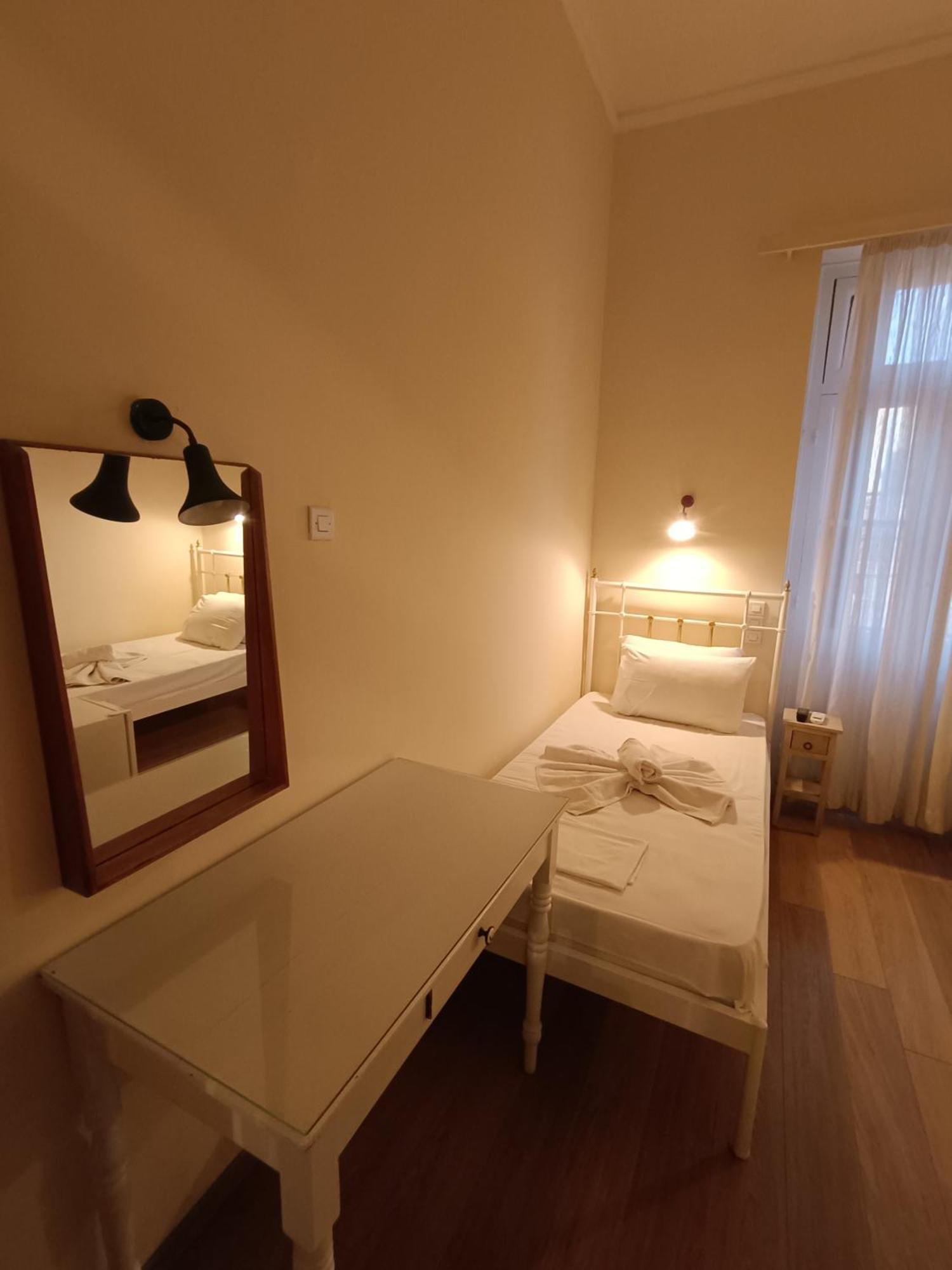Anesis Hotel Loutra Edipsou  Bagian luar foto